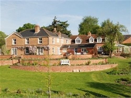 Rookwood Farmhouse B&B Нюбъри Екстериор снимка